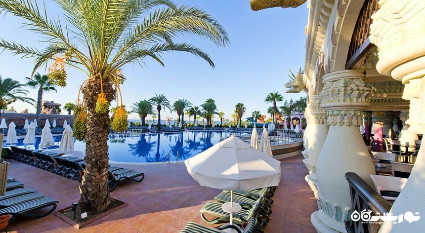 تخت های حمام آفتاب